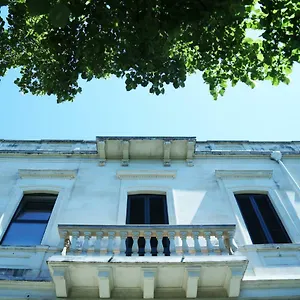 https://suite-san-biagio.lecce-hotels.com