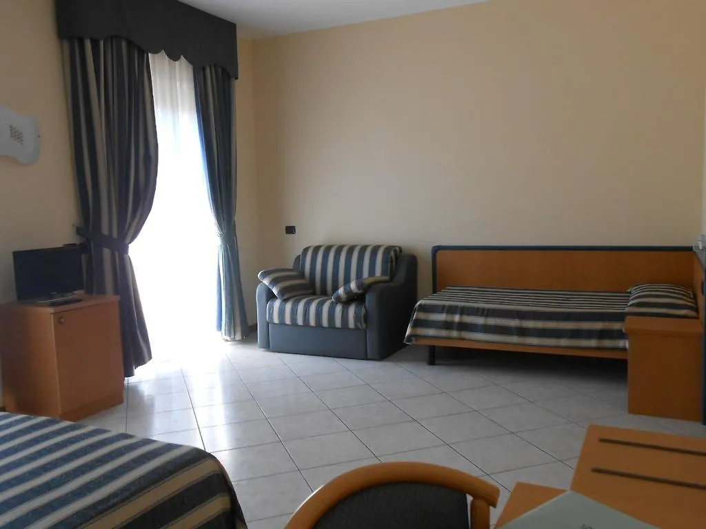 Albergo Villa Eva Costermano 3*,  Italy